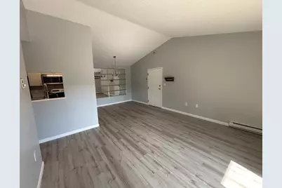 32 Maple Crest Cir #I, Holyoke, MA 01040 - Photo 17