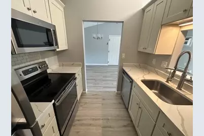32 Maple Crest Cir #I, Holyoke, MA 01040 - Photo 1