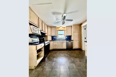 48 Leominster St, Westminster, MA 01473 - Photo 9