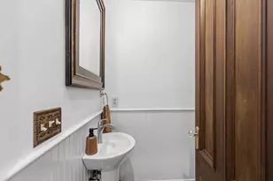 36 Holyoke St, Boston, MA 02116 - Photo 11