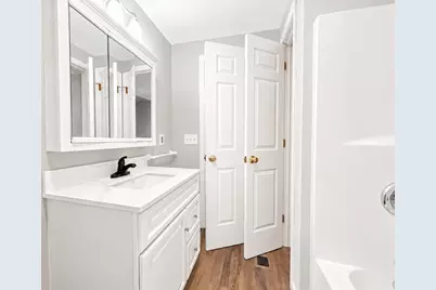 34-36 Hammond St #34, Bridgewater, MA 02324 - Photo 11