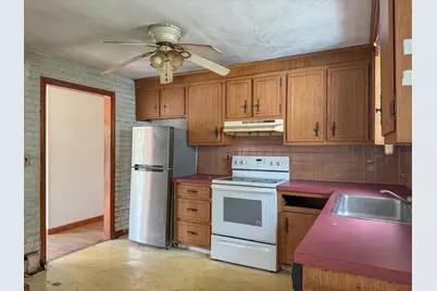 62 Carlisle St, Brockton, MA 02302 - Photo 27