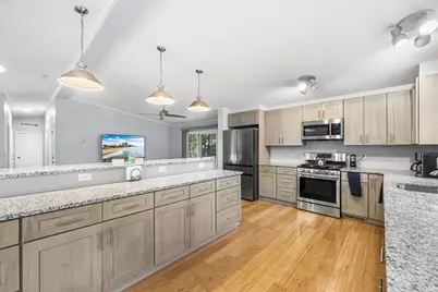 7012 Oak Point Dr., Middleborough, MA 02346 - Photo 9