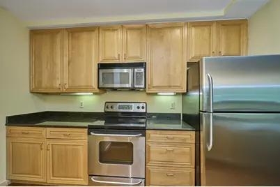 175 Cottage St #504, Chelsea, MA 02150 - Photo 9