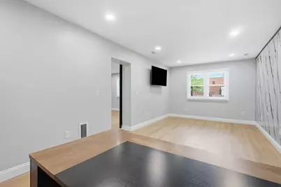 25 Shopping Ct, Agawam, MA 01101 - Photo 7
