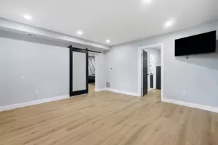 25 Shopping Ct, Agawam, MA 01101 - Photo 17