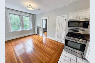 65 Burbank #10, Boston, MA 02115 - Photo 1