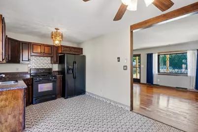 21 Webster St, Dartmouth, MA 02748 - Photo 11