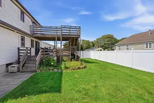 21 Webster St, Dartmouth, MA 02748 - Photo 37