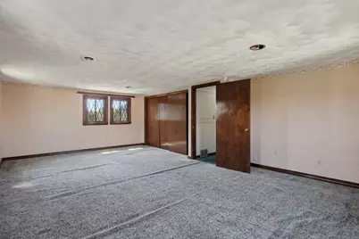 21 Webster St, Dartmouth, MA 02748 - Photo 29