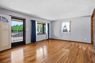 21 Webster St, Dartmouth, MA 02748 - Photo 9
