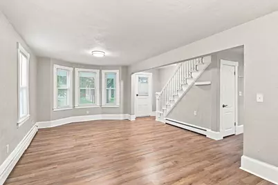 15 Oxford Pl, West Springfield, MA 01089 - Photo 3