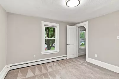 15 Oxford Pl, West Springfield, MA 01089 - Photo 13
