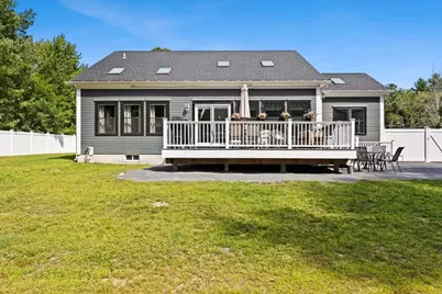 252 Scadding St, Taunton, MA 02780 - Photo 35