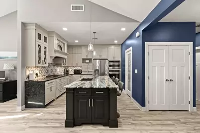 252 Scadding St, Taunton, MA 02780 - Photo 9