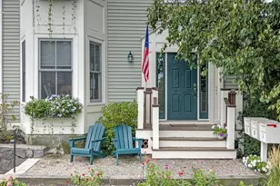 26 Village St, Marblehead, MA 01945 - Photo 3