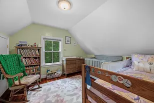 26 Village St, Marblehead, MA 01945 - Photo 15