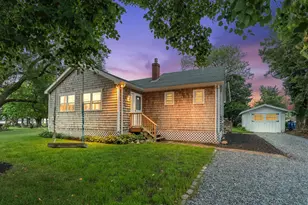 5 Wampanoag Dr, Fairhaven, MA 02719 - Photo 1