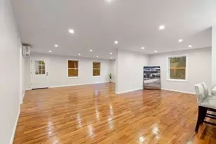 96 Old Essex Rd, Manchester by the Sea, MA 01944 - Photo 5