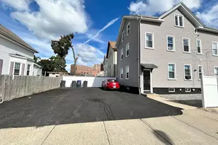 13 Regent Ave, Providence, RI 02908 - Photo 17