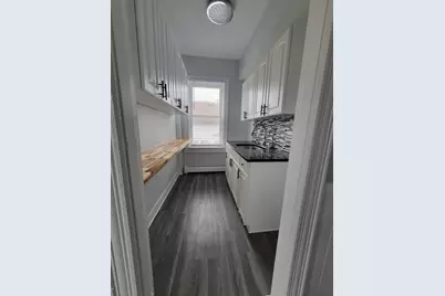 13 Regent Ave #2, Providence, RI 02908 - Photo 1