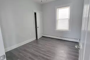 13 Regent Ave, Providence, RI 02908 - Photo 7