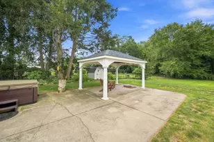 597 Hall Hill Rd, Somers, CT 06071 - Photo 29