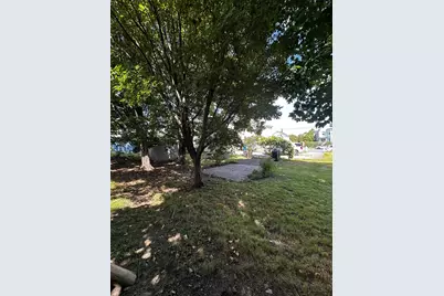 168 Howard St, Lawrence, MA 01841 - Photo 25