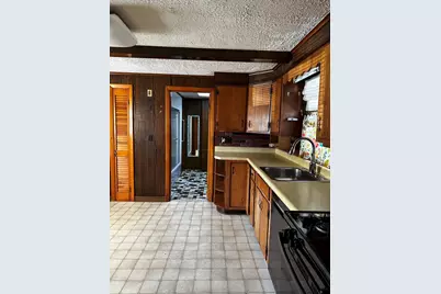 168 Howard St, Lawrence, MA 01841 - Photo 3