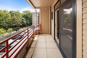 1650 Commonwealth Ave, Boston, MA 02135 - Photo 9