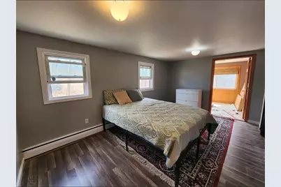 47 Lakeside Ave, Webster, MA 01570 - Photo 9