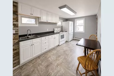 47 Lakeside Ave, Webster, MA 01570 - Photo 3