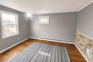 47 Lakeside Ave, Webster, MA 01570 - Photo 11