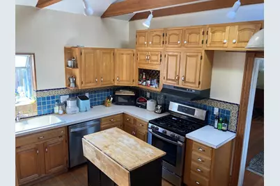 81 Munroe St #Front, Somerville, MA 02143 - Photo 9