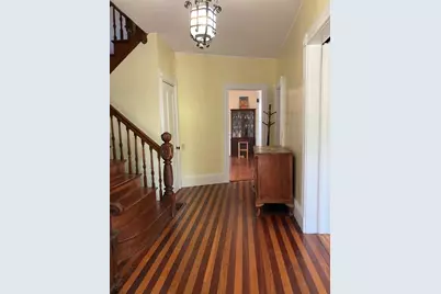 81 Munroe St #Front, Somerville, MA 02143 - Photo 3