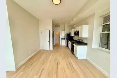 204 Hanover #2F, Boston, MA 02113 - Photo 1