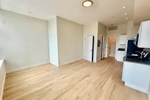 204 Hanover, Boston, MA 02113 - Photo 3