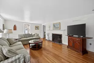 13 Two Ponds Rd, Falmouth, MA 02540 - Photo 11