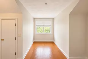 5269 Washington St, Boston, MA 02132 - Photo 25