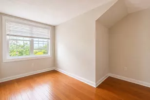 5269 Washington St, Boston, MA 02132 - Photo 17