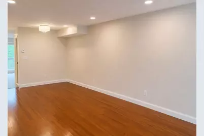 5269 Washington St #B, Boston, MA 02132 - Photo 13