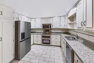 7 Crestwood Rd, Leicester, MA 01524 - Photo 3