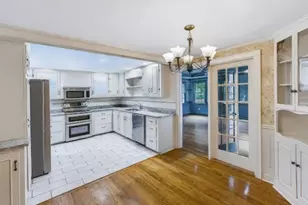 7 Crestwood Rd, Leicester, MA 01524 - Photo 1