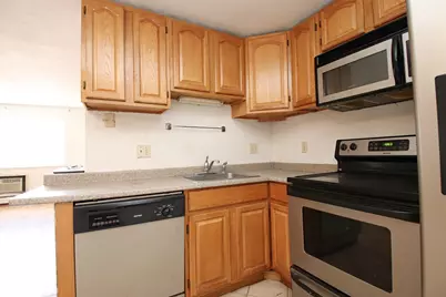 15 Staples Ave #42, Everett, MA 02149 - Photo 5