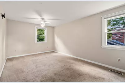 11 Munroe Dr, Plainville, MA 02762 - Photo 21