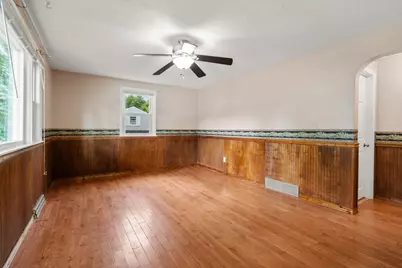 11 Munroe Dr, Plainville, MA 02762 - Photo 7