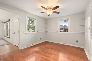 11 Munroe Dr, Plainville, MA 02762 - Photo 5