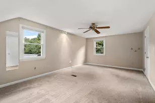 11 Munroe Dr, Plainville, MA 02762 - Photo 21