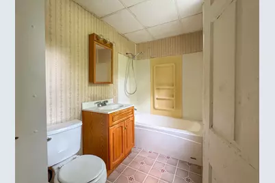 2496 Pleasant St, Dighton, MA 02715 - Photo 29
