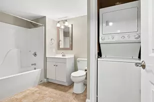 10 Crowninshield St, Peabody, MA 01960 - Photo 21